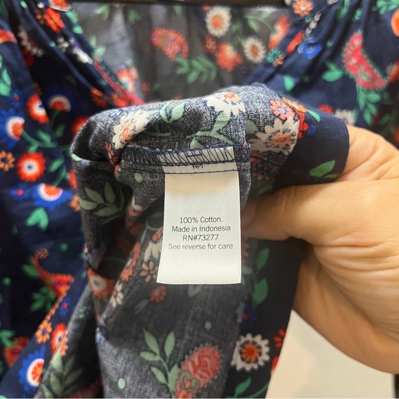 Croft & Barrow Navy Blue and Red Colorful Paisley print top size XLP - Picture 5 of 9